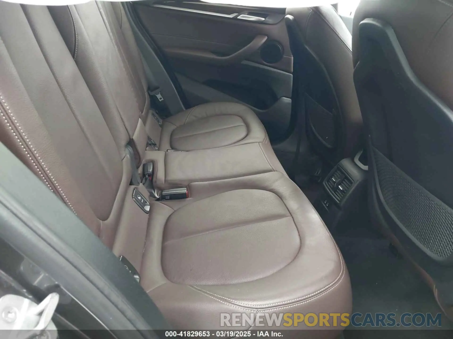 8 fotografías del automóvil dañado WBXJG7C07M5S08831 BMW X1 2021