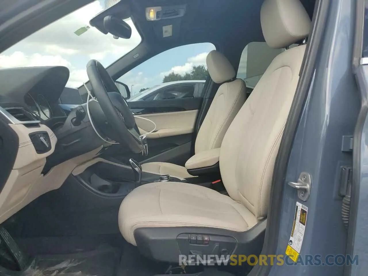 7 fotografías del automóvil dañado WBXJG7C07M5U08432 BMW X1 2021