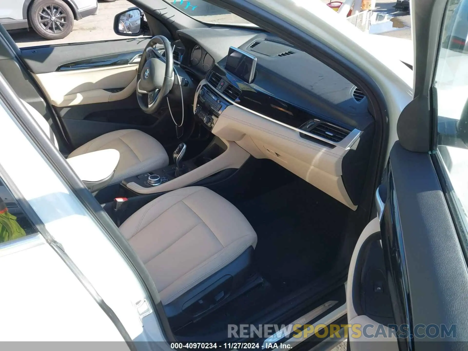 5 fotografías del automóvil dañado WBXJG7C08M5S59786 BMW X1 2021