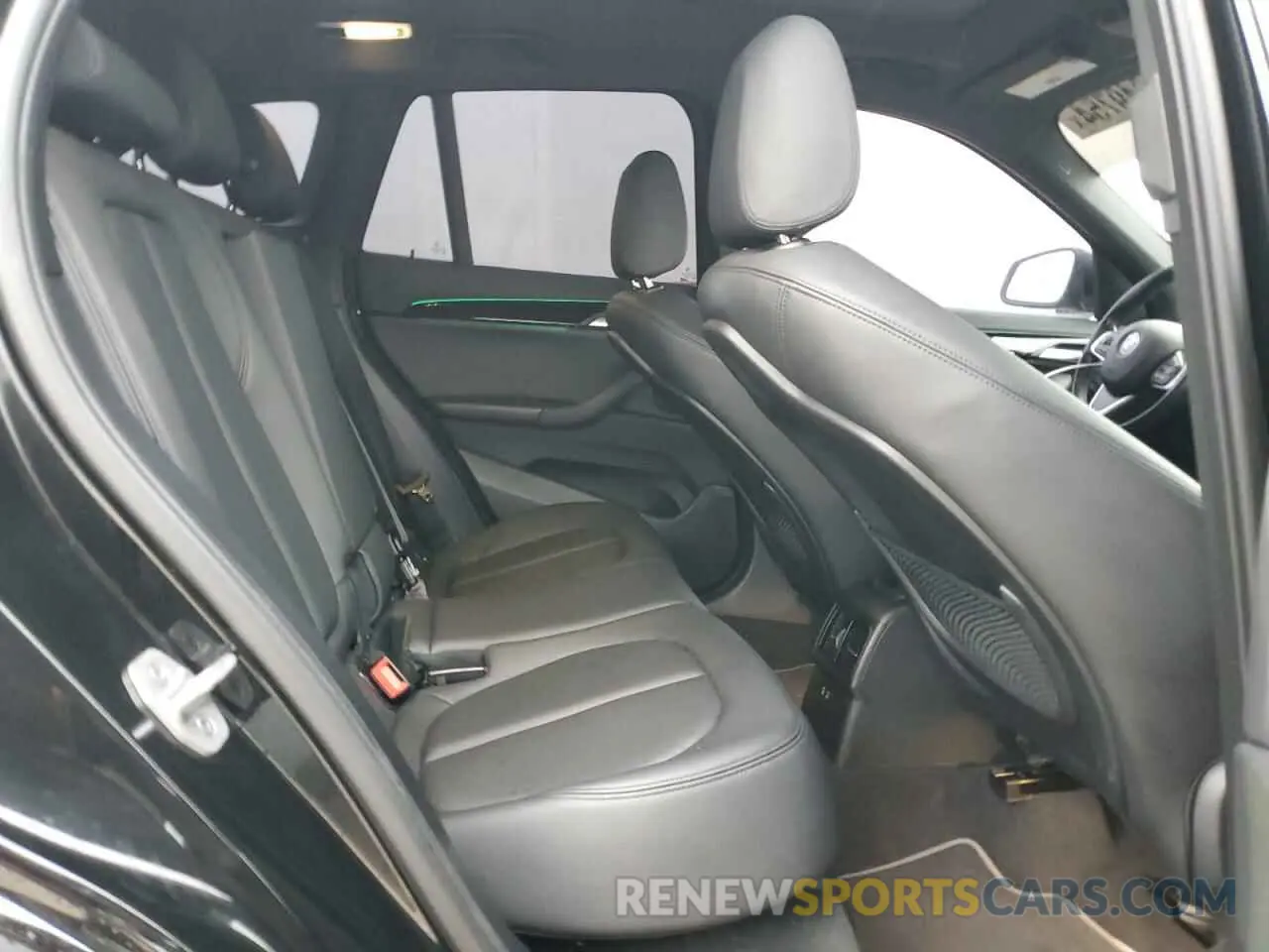 11 fotografías del automóvil dañado WBXJG7C08M5S94926 BMW X1 2021