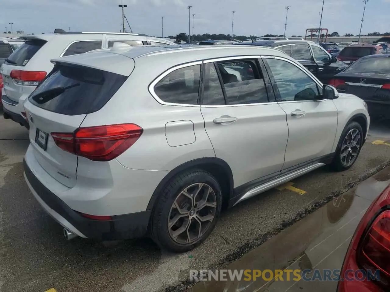 3 fotografías del automóvil dañado WBXJG7C08M5T05455 BMW X1 2021