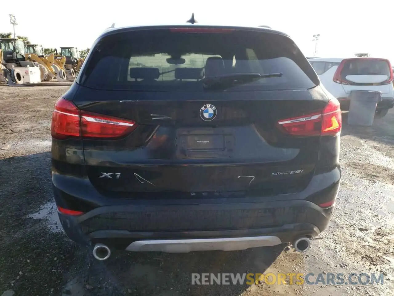 6 fotografías del automóvil dañado WBXJG7C08M5T86974 BMW X1 2021