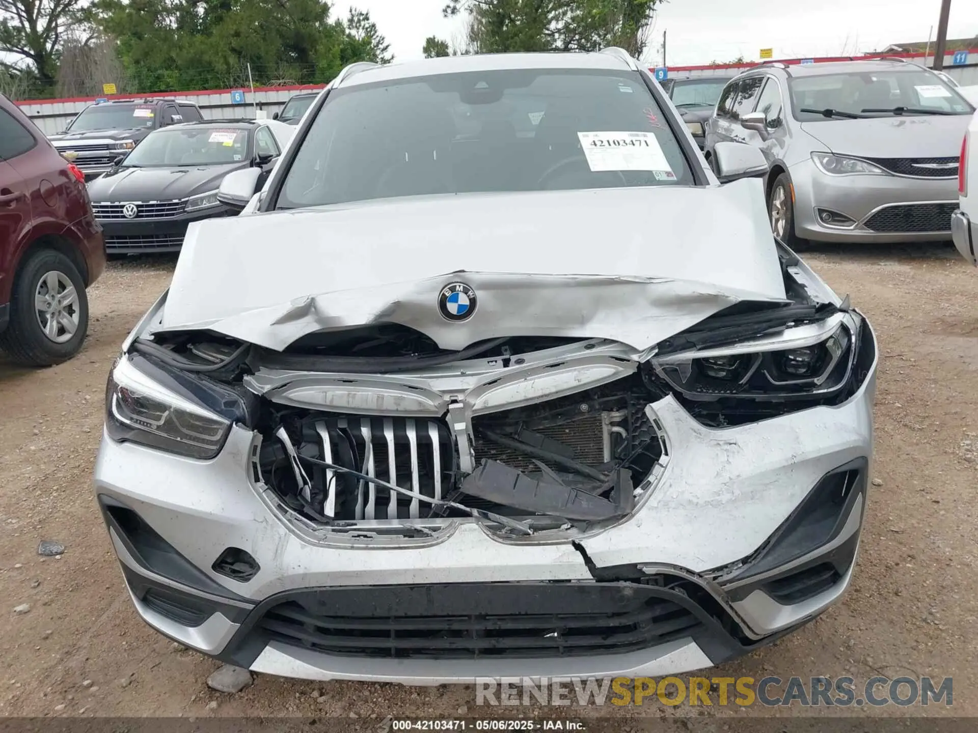 12 fotografías del automóvil dañado WBXJG7C09M5T44362 BMW X1 2021