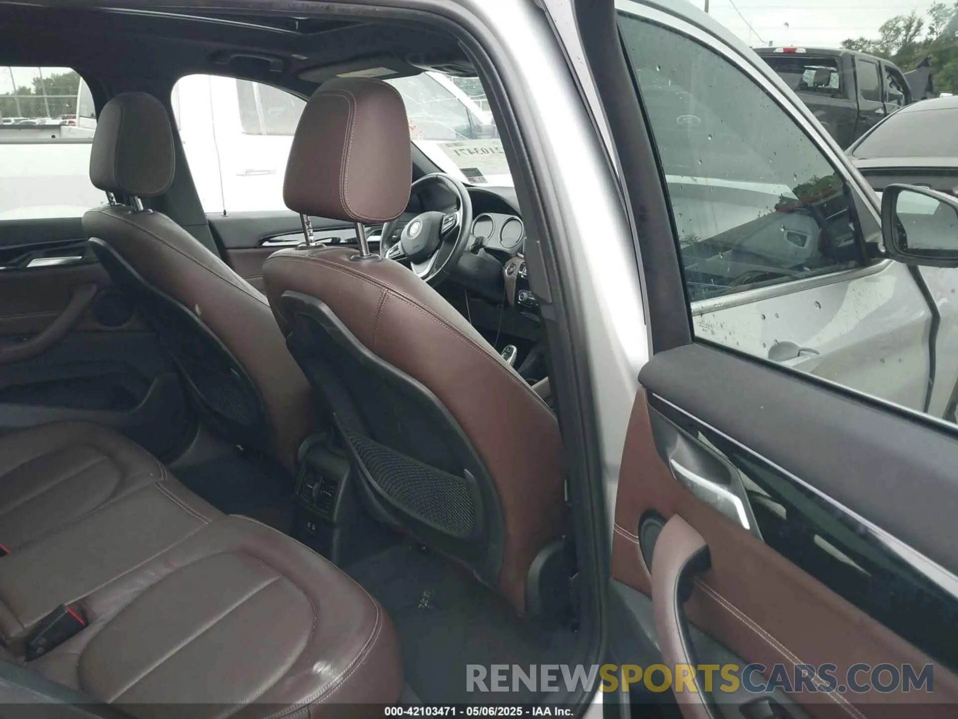 8 fotografías del automóvil dañado WBXJG7C09M5T44362 BMW X1 2021
