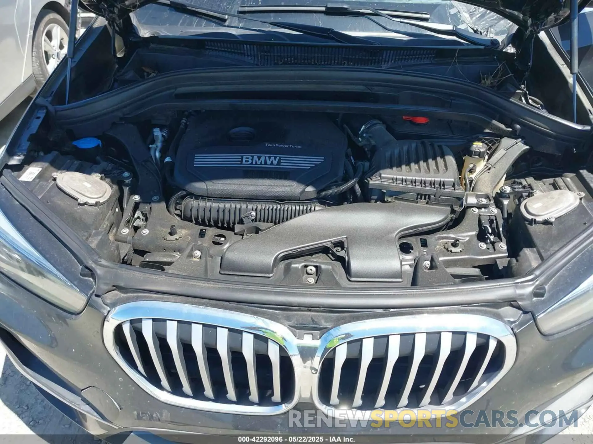 10 fotografías del automóvil dañado WBXJG7C0XM5T37677 BMW X1 2021