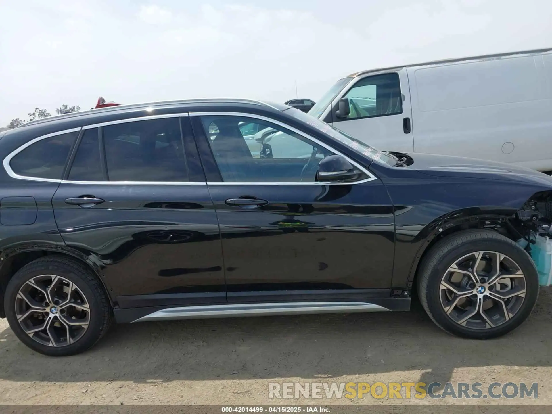 14 fotografías del automóvil dañado WBXJG7C0XM5T45715 BMW X1 2021