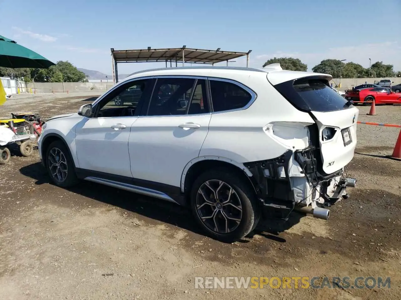 2 fotografías del automóvil dañado WBXJG9C02M3M70859 BMW X1 2021