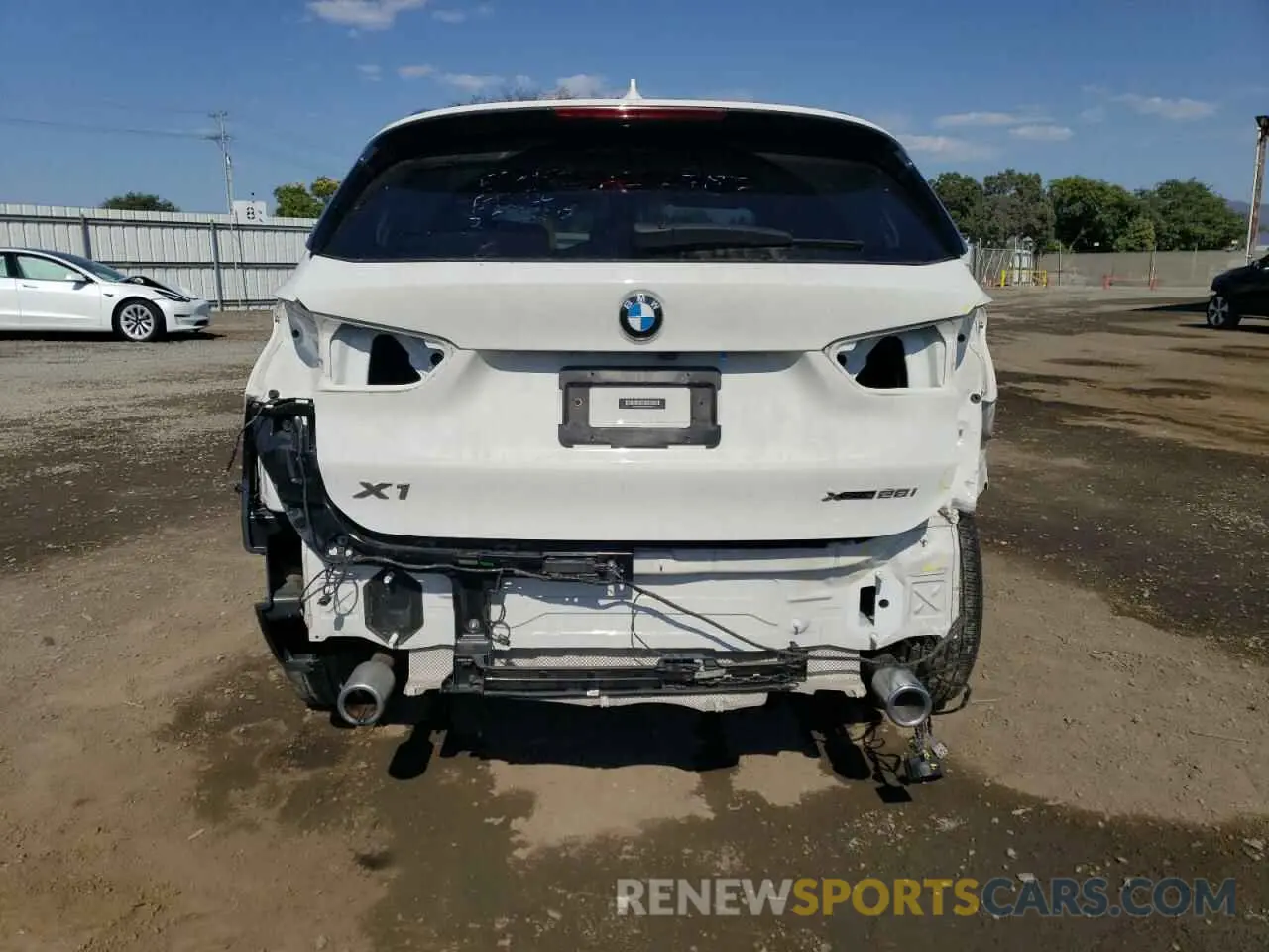 6 fotografías del automóvil dañado WBXJG9C02M3M70859 BMW X1 2021