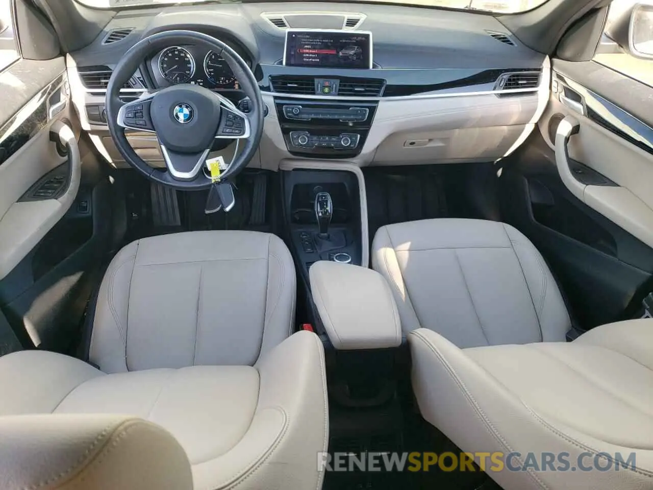 8 fotografías del automóvil dañado WBXJG9C02M3M70859 BMW X1 2021