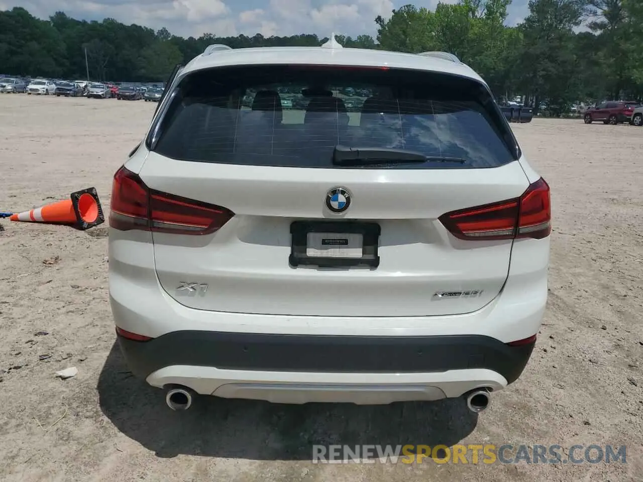 6 fotografías del automóvil dañado WBXJG9C03M5S25511 BMW X1 2021