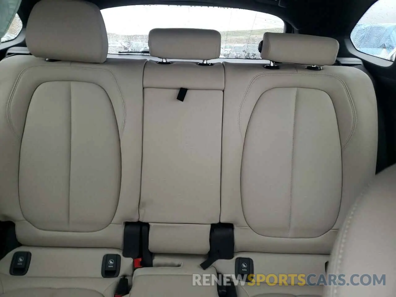10 fotografías del automóvil dañado WBXJG9C03M5U47126 BMW X1 2021