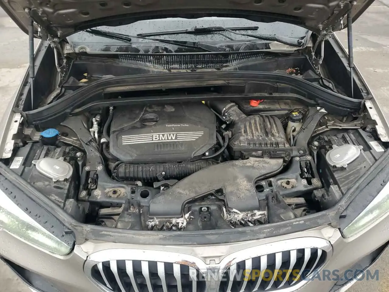 12 fotografías del automóvil dañado WBXJG9C03M5U47126 BMW X1 2021