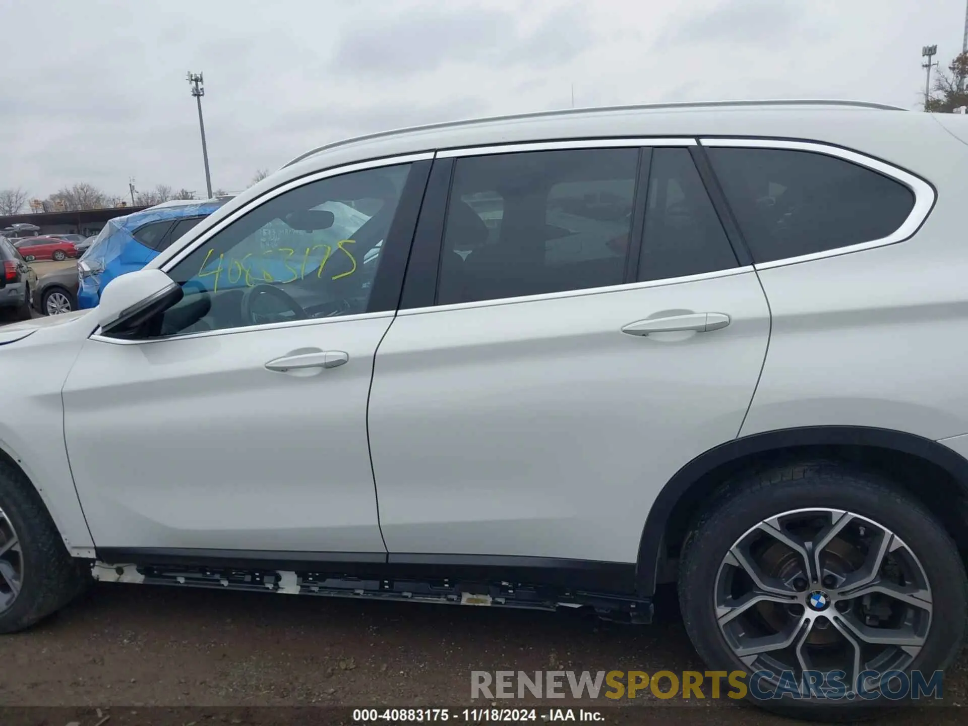 15 fotografías del automóvil dañado WBXJG9C04M5U06214 BMW X1 2021