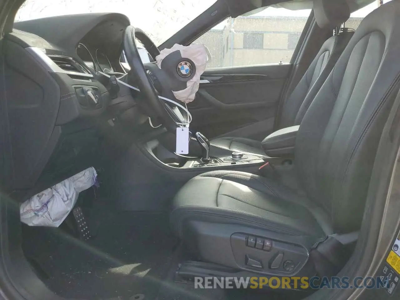7 fotografías del automóvil dañado WBXJG9C05M5T54026 BMW X1 2021