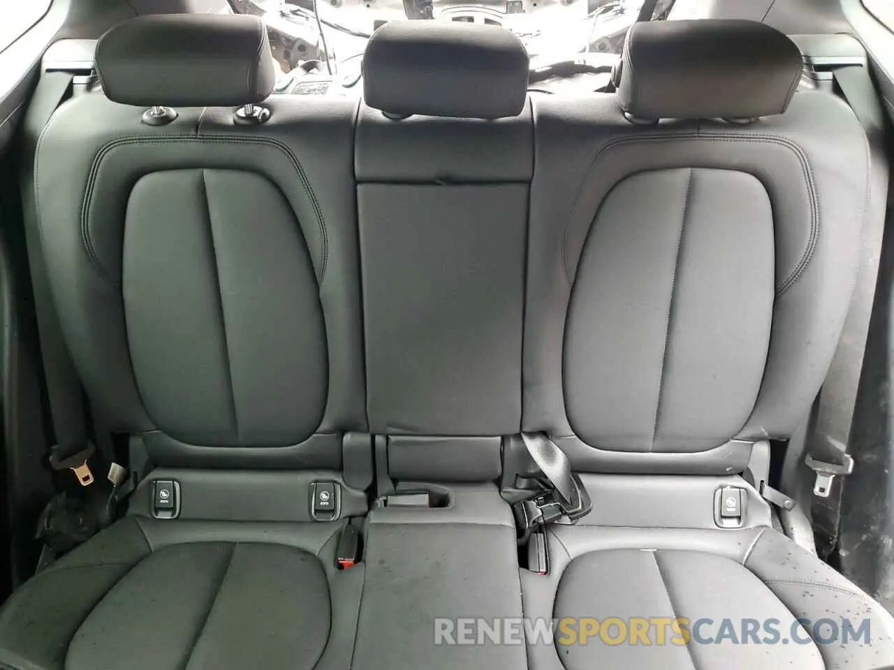 10 fotografías del automóvil dañado WBXJG9C06M5T76049 BMW X1 2021