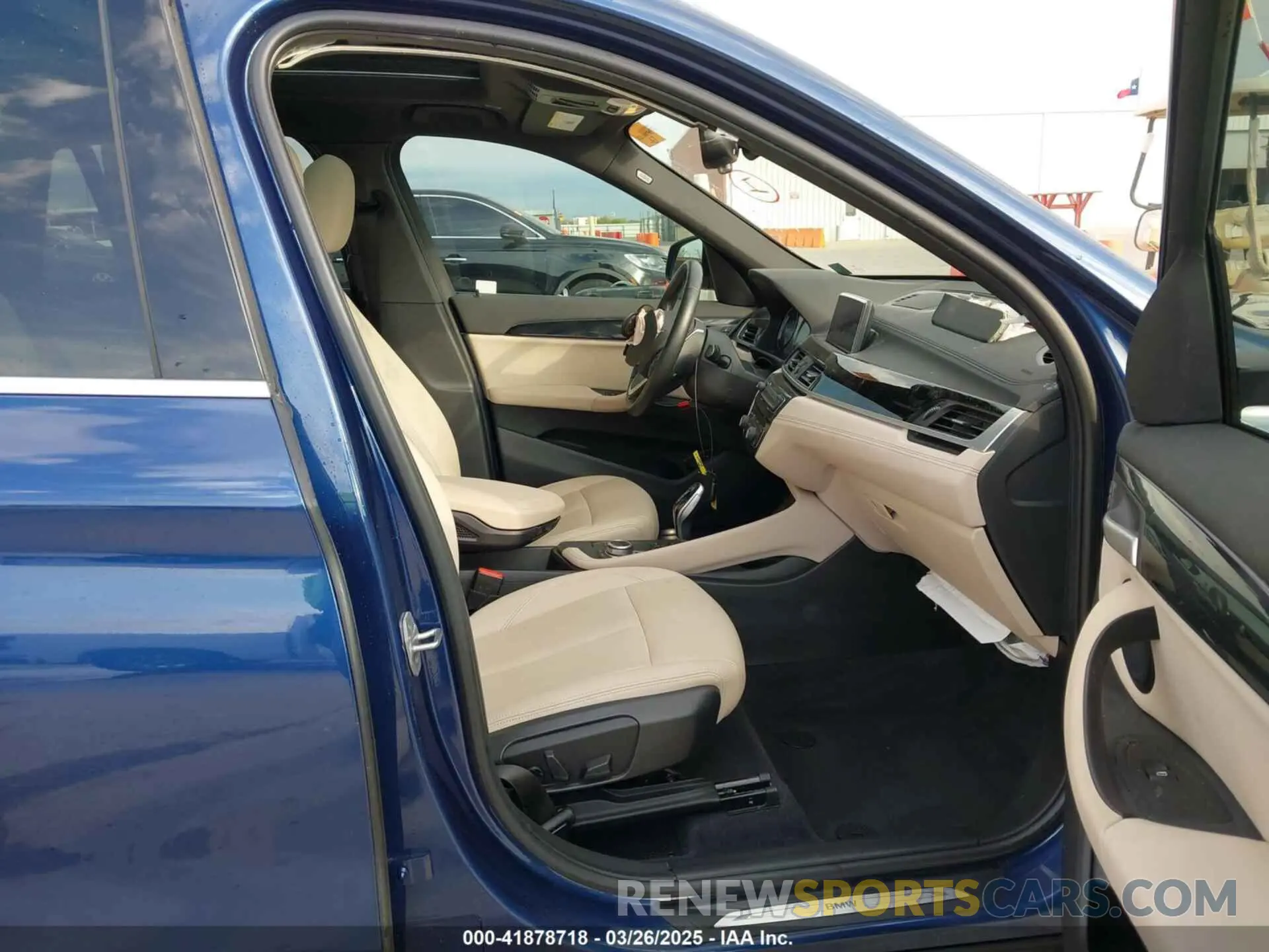 5 fotografías del automóvil dañado WBXJG9C07M5T98125 BMW X1 2021