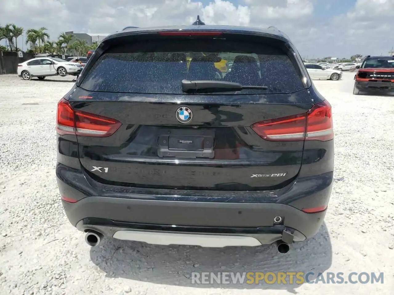 6 fotografías del automóvil dañado WBXJG9C08M5T59270 BMW X1 2021