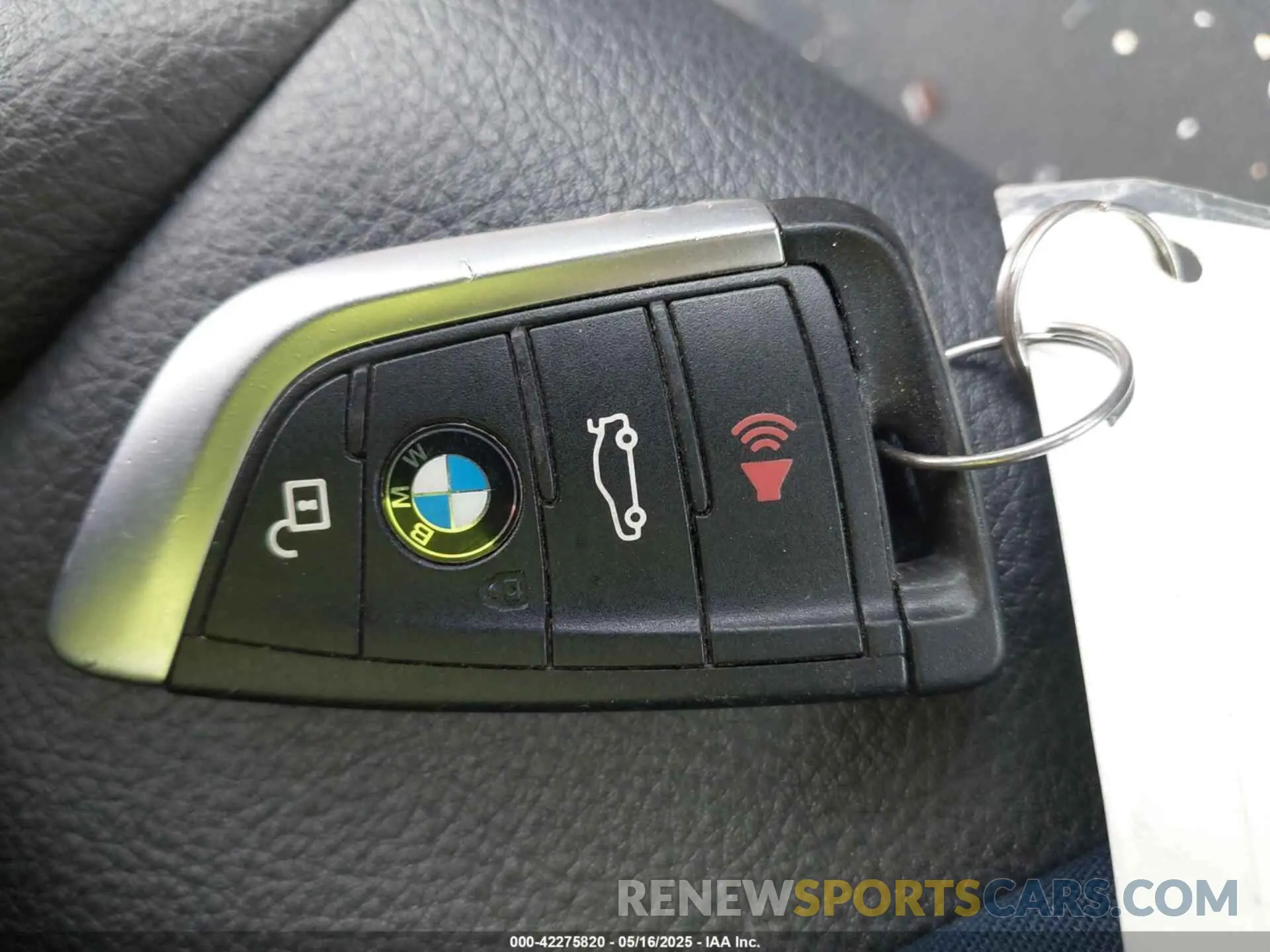 11 fotografías del automóvil dañado WBXJG7C01N5U48877 BMW X1 2022