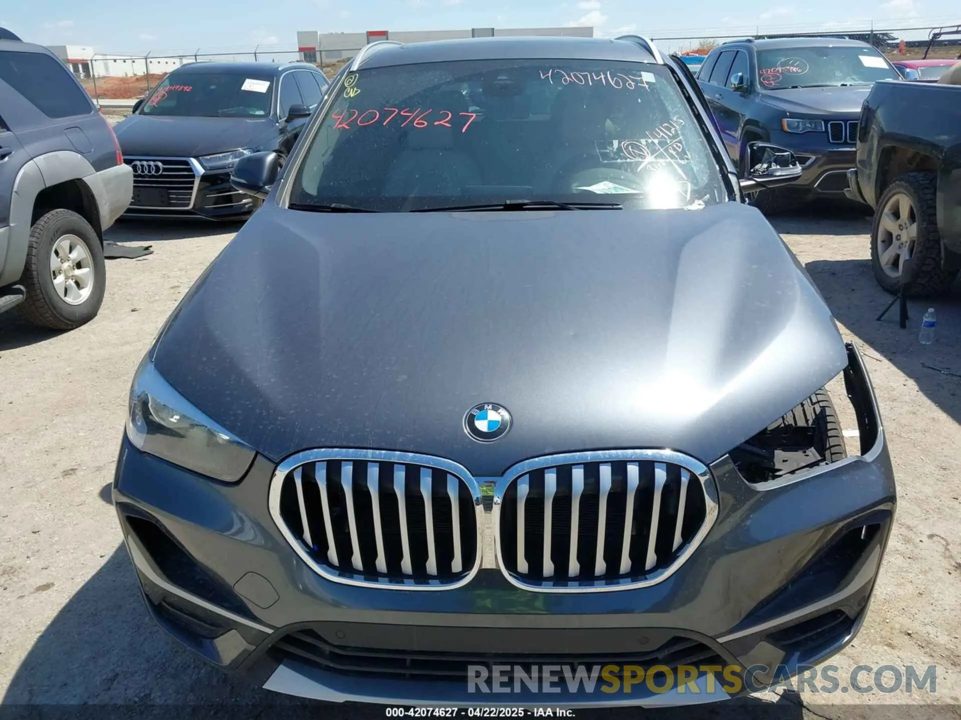 13 fotografías del automóvil dañado WBXJG7C06N5U69787 BMW X1 2022