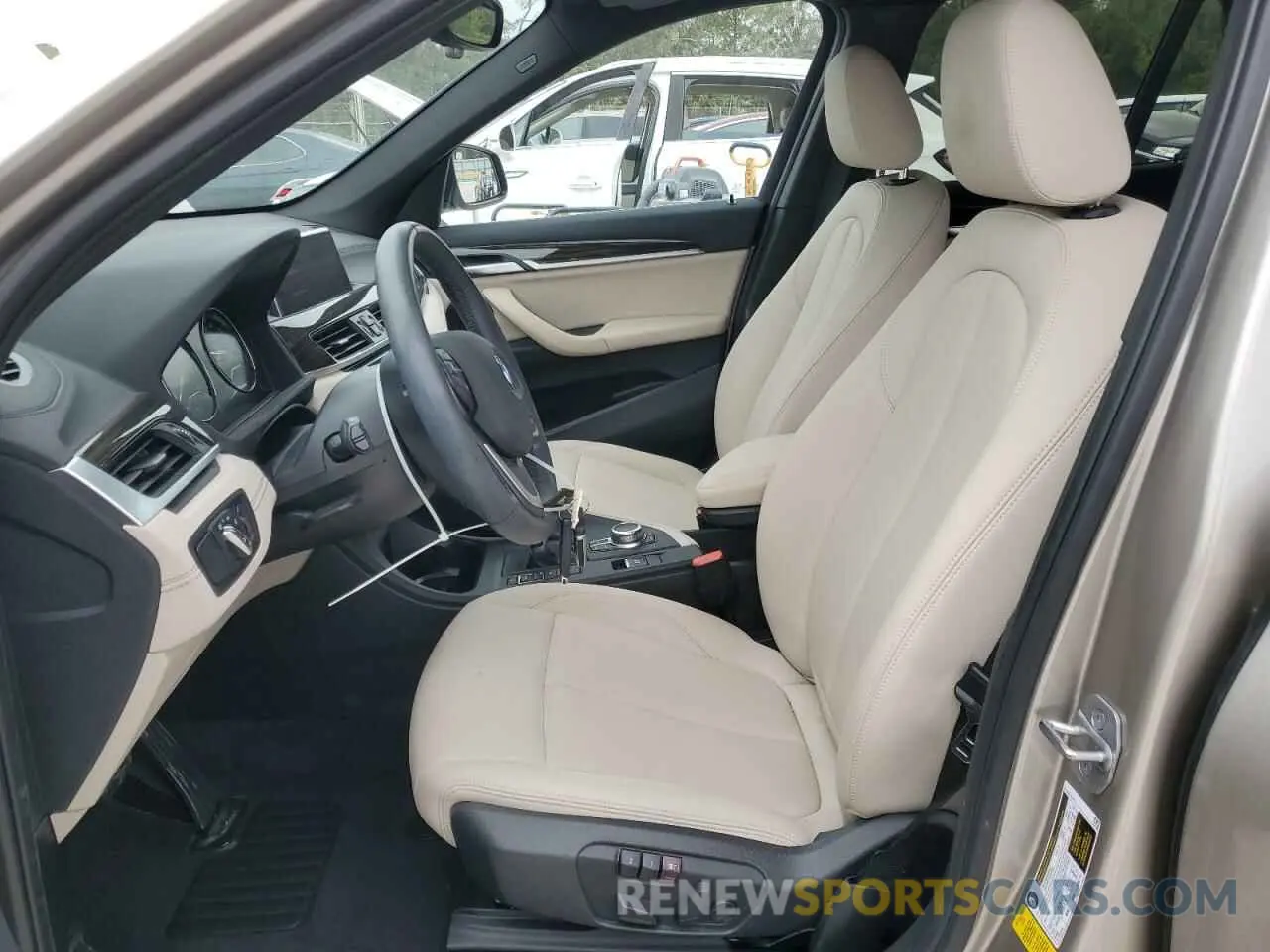 7 fotografías del automóvil dañado WBXJG7C07N5V39345 BMW X1 2022