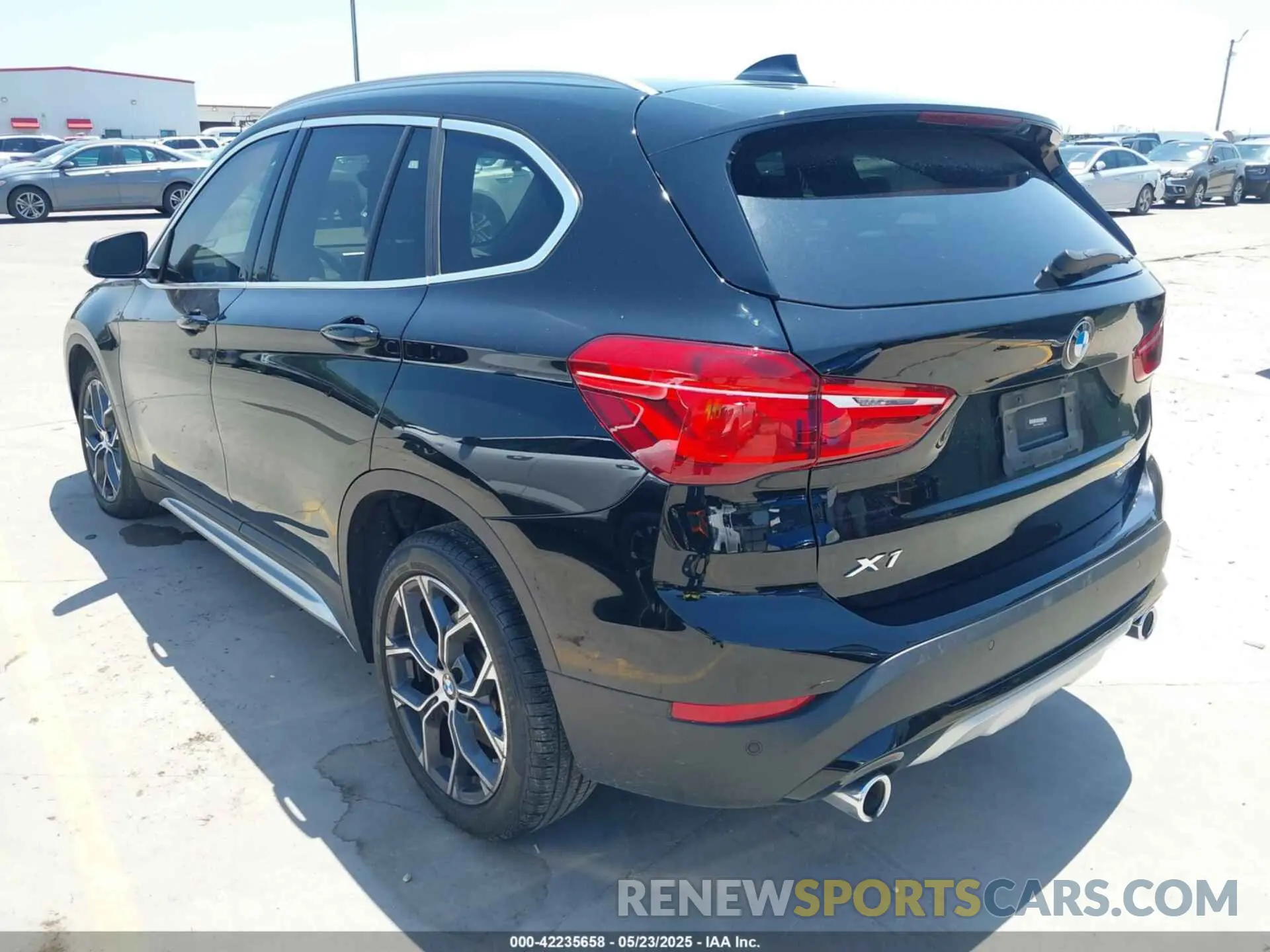 3 fotografías del automóvil dañado WBXJG7C0XN5U81764 BMW X1 2022