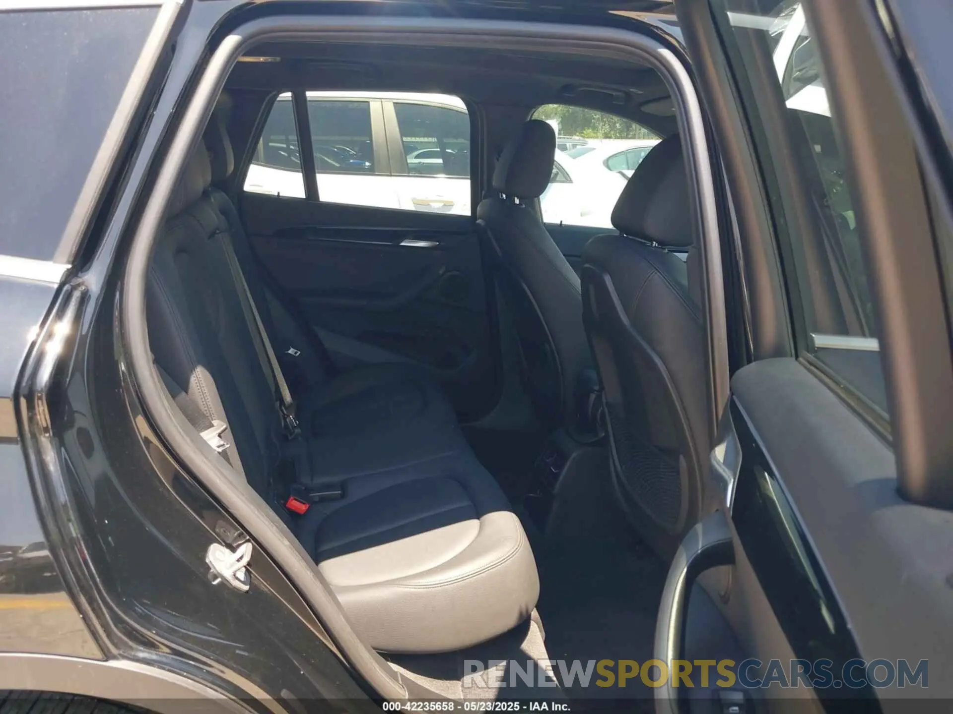 8 fotografías del automóvil dañado WBXJG7C0XN5U81764 BMW X1 2022