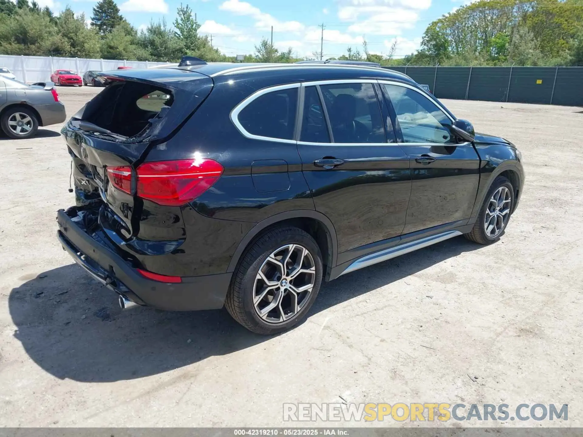4 fotografías del automóvil dañado WBXJG9C00N5U64709 BMW X1 2022