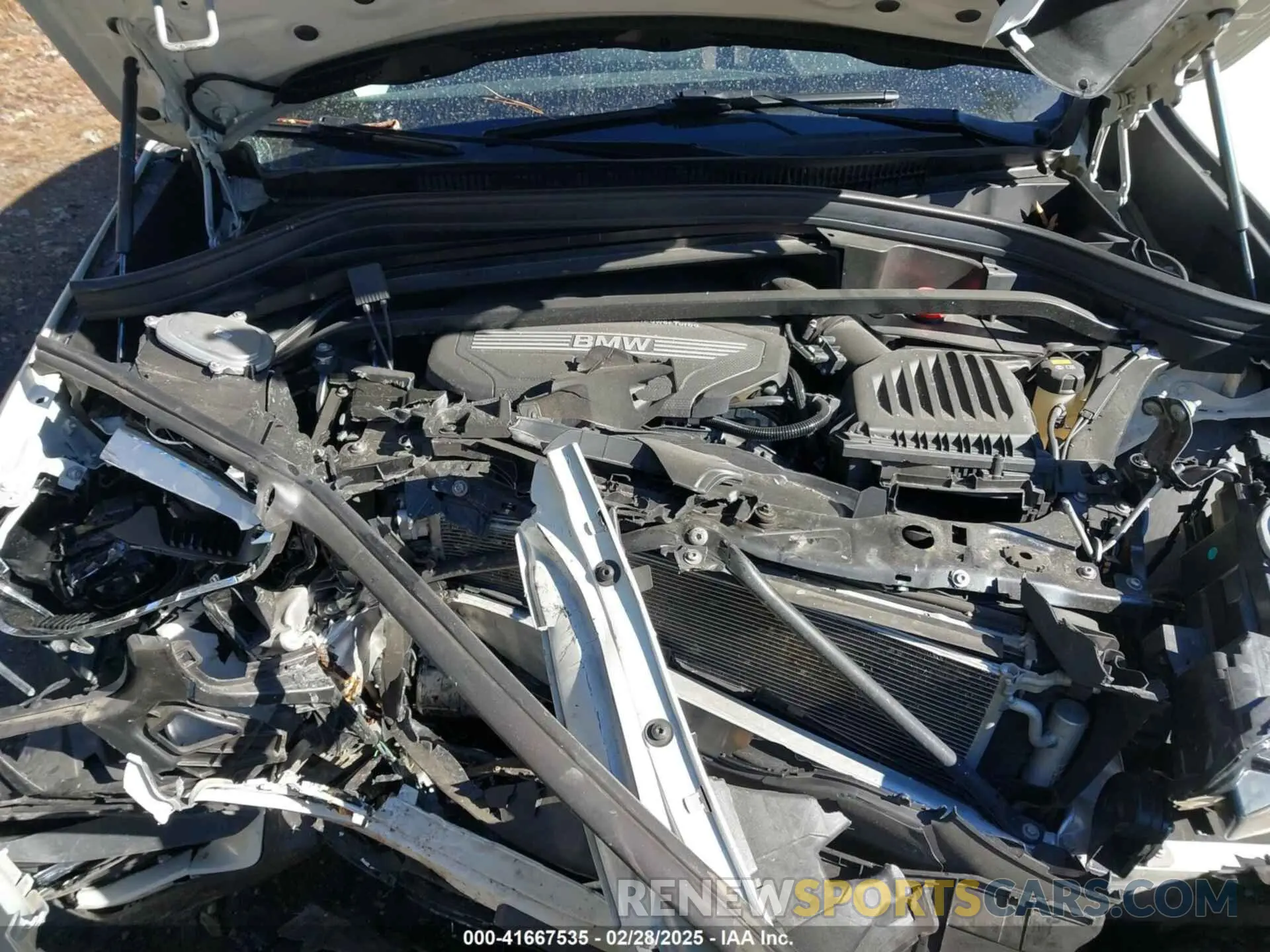 10 fotografías del automóvil dañado WBXJG9C04N5V16794 BMW X1 2022