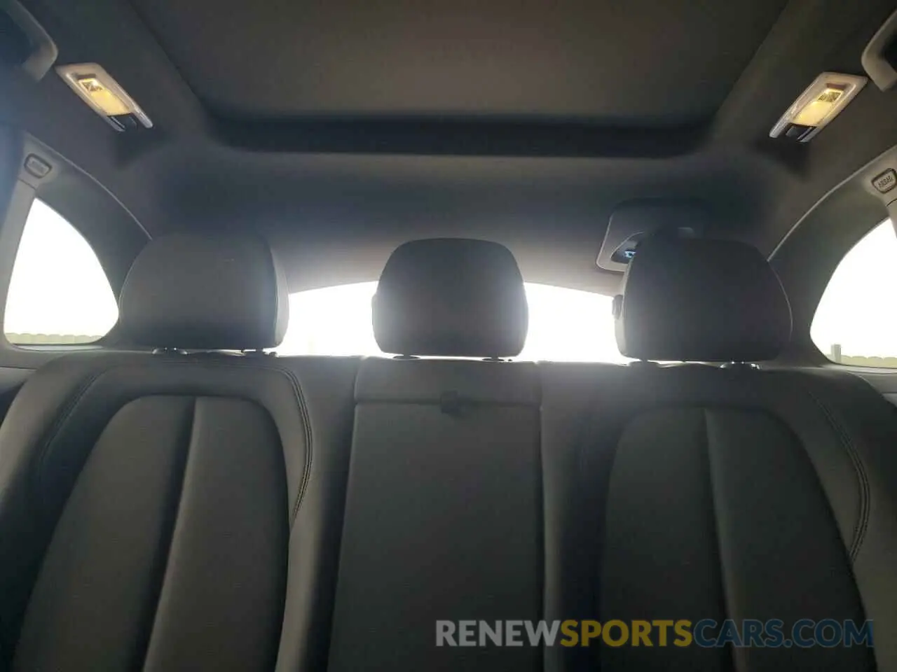 10 fotografías del automóvil dañado WBXJG9C05N5U77973 BMW X1 2022