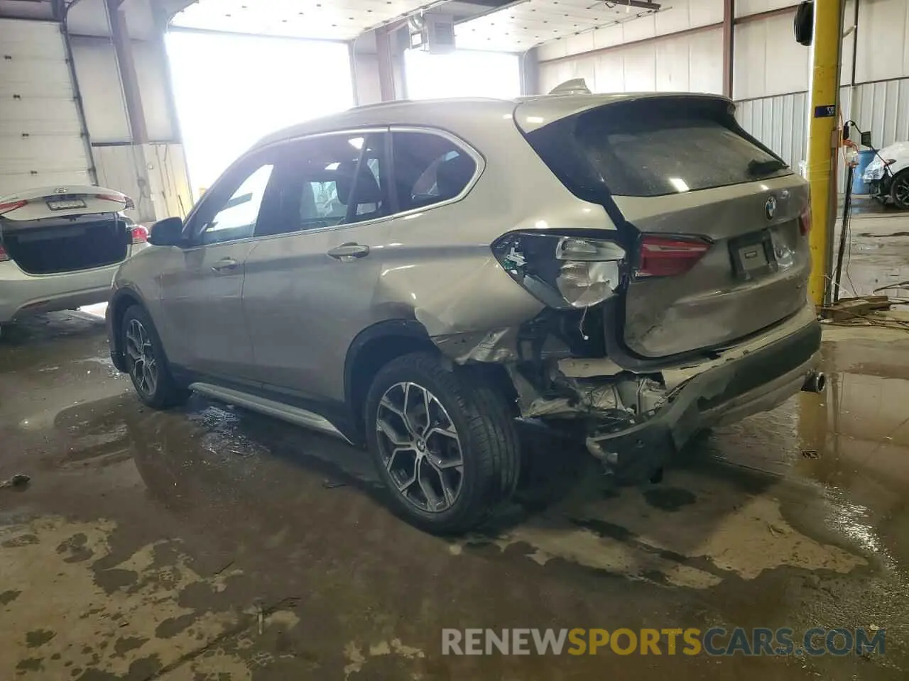 2 fotografías del automóvil dañado WBXJG9C05N5U85555 BMW X1 2022