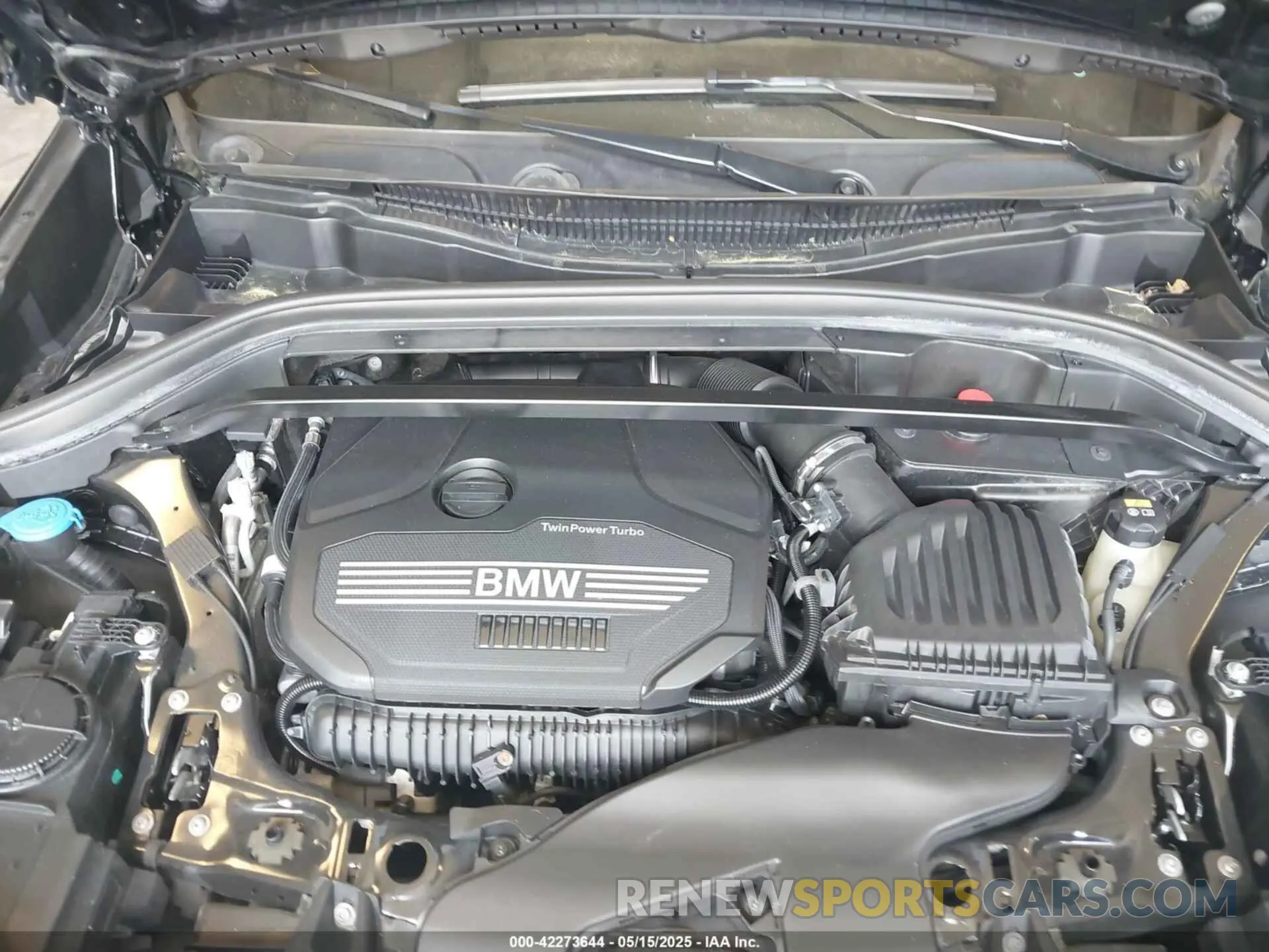 10 fotografías del automóvil dañado WBXJG9C09N5U69567 BMW X1 2022