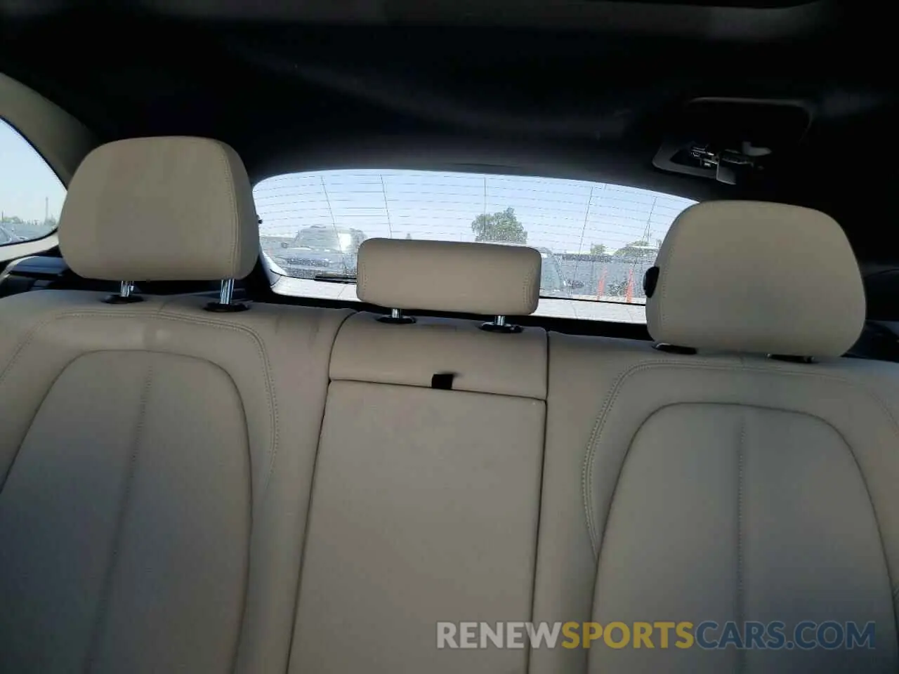 10 fotografías del automóvil dañado WBXJG9C0XN5V40453 BMW X1 2022