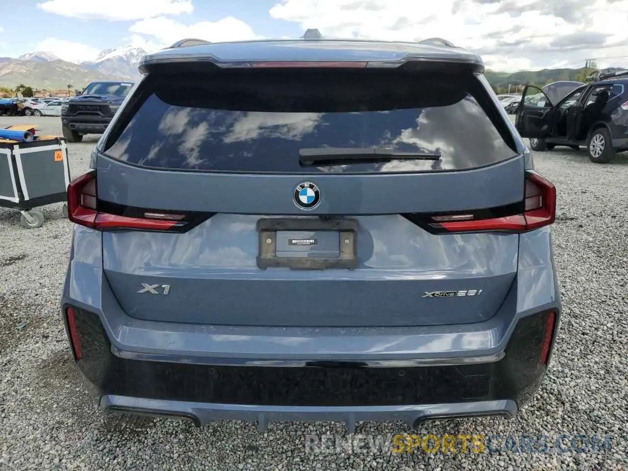 6 fotografías del automóvil dañado WBX73EF00P5W09504 BMW X1 2023