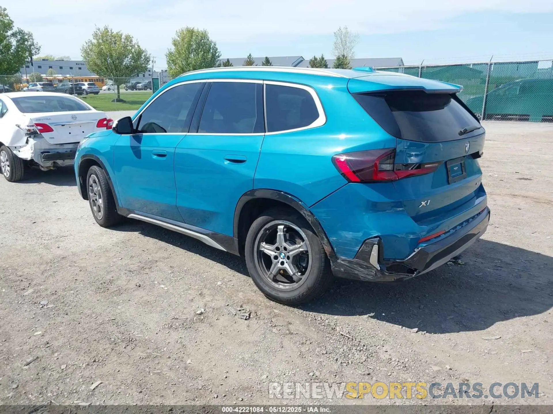 3 fotografías del automóvil dañado WBX73EF00P5W52935 BMW X1 2023