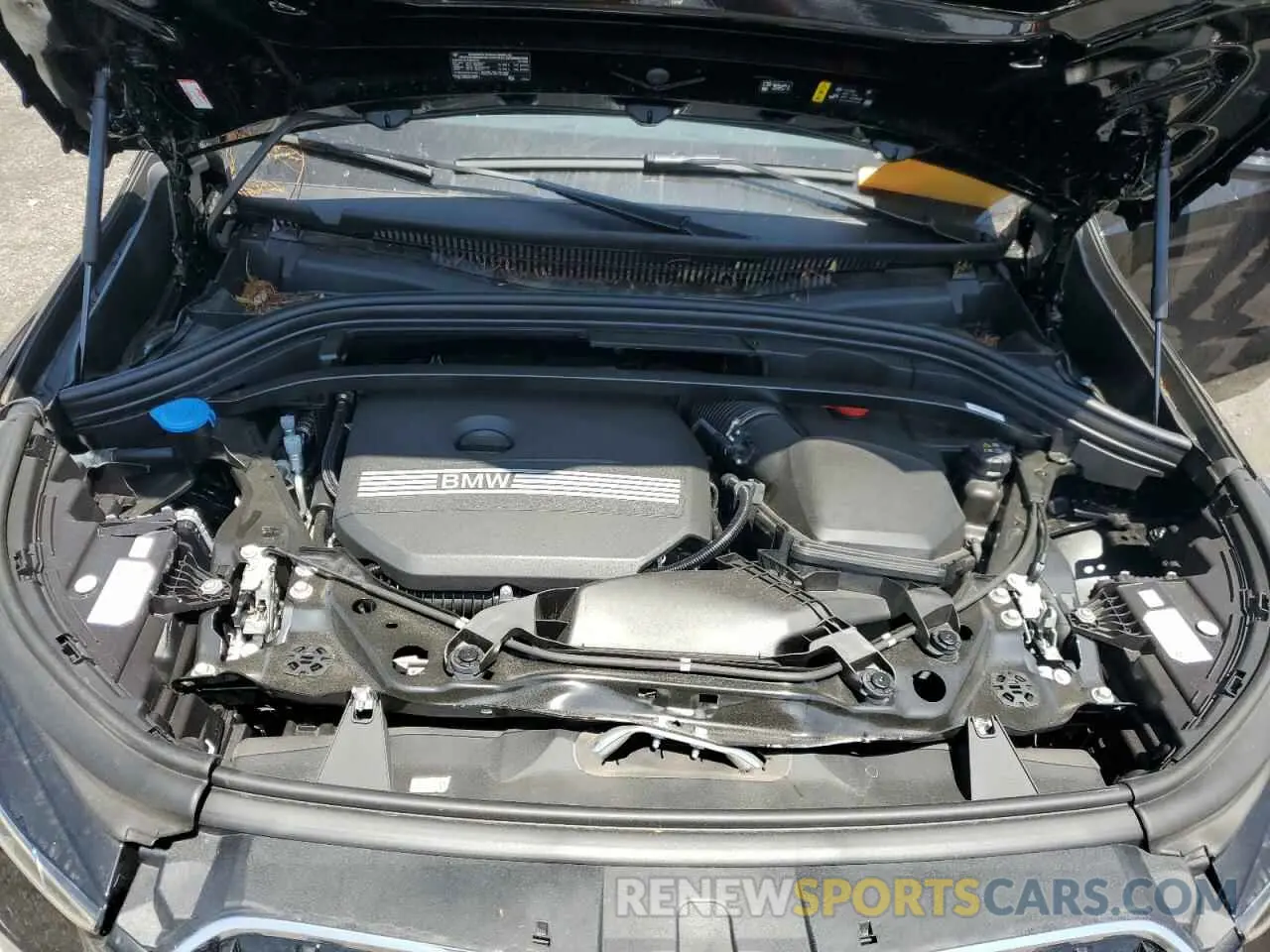 12 fotografías del automóvil dañado WBX73EF01P5X52090 BMW X1 2023