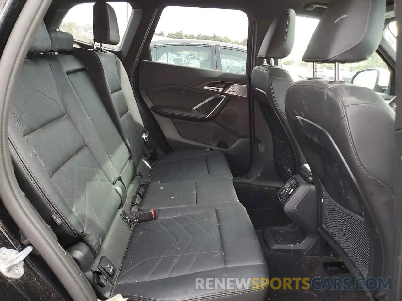 11 fotografías del automóvil dañado WBX73EF01P5Y13292 BMW X1 2023