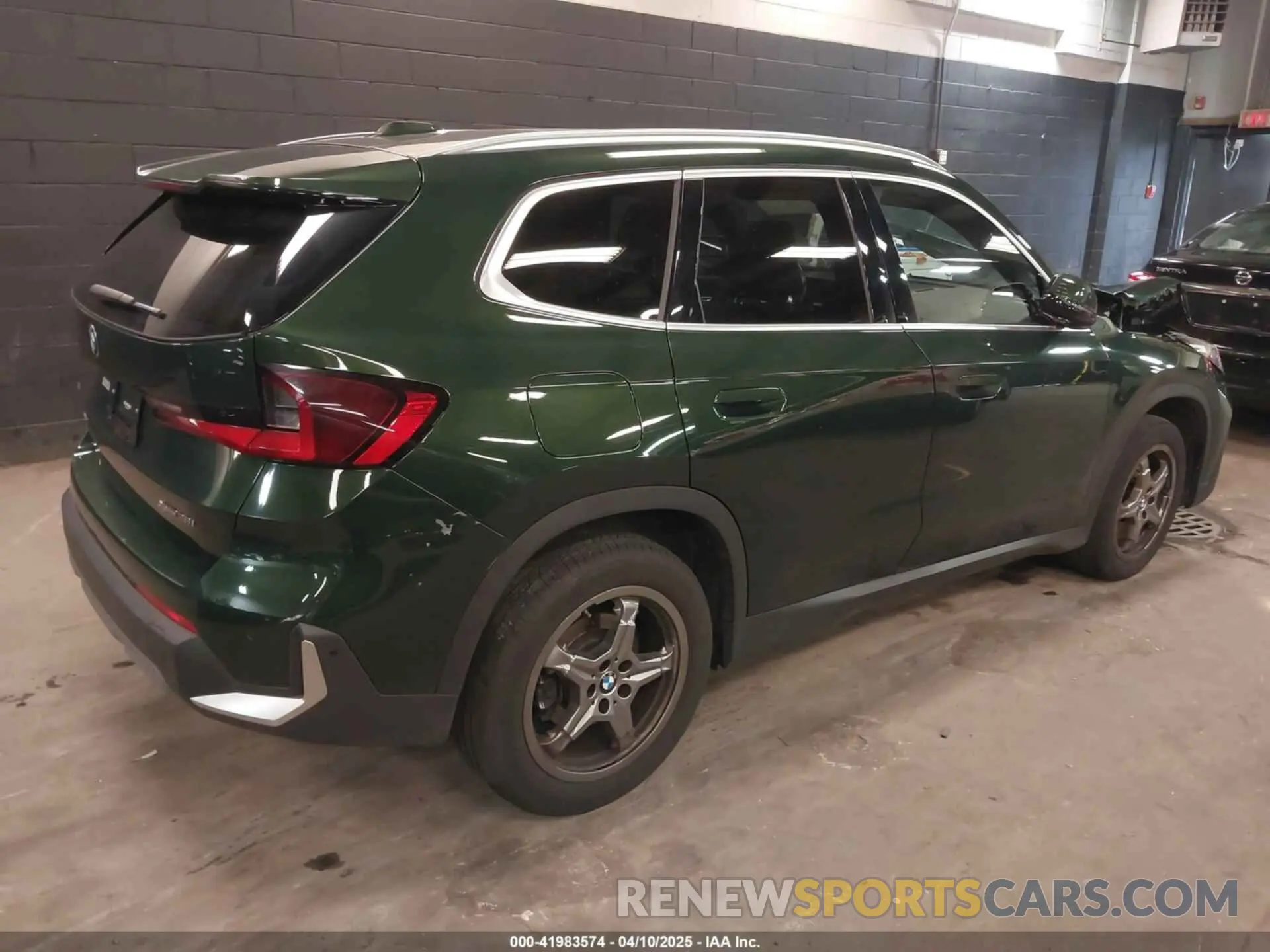 4 fotografías del automóvil dañado WBX73EF02P5W02909 BMW X1 2023