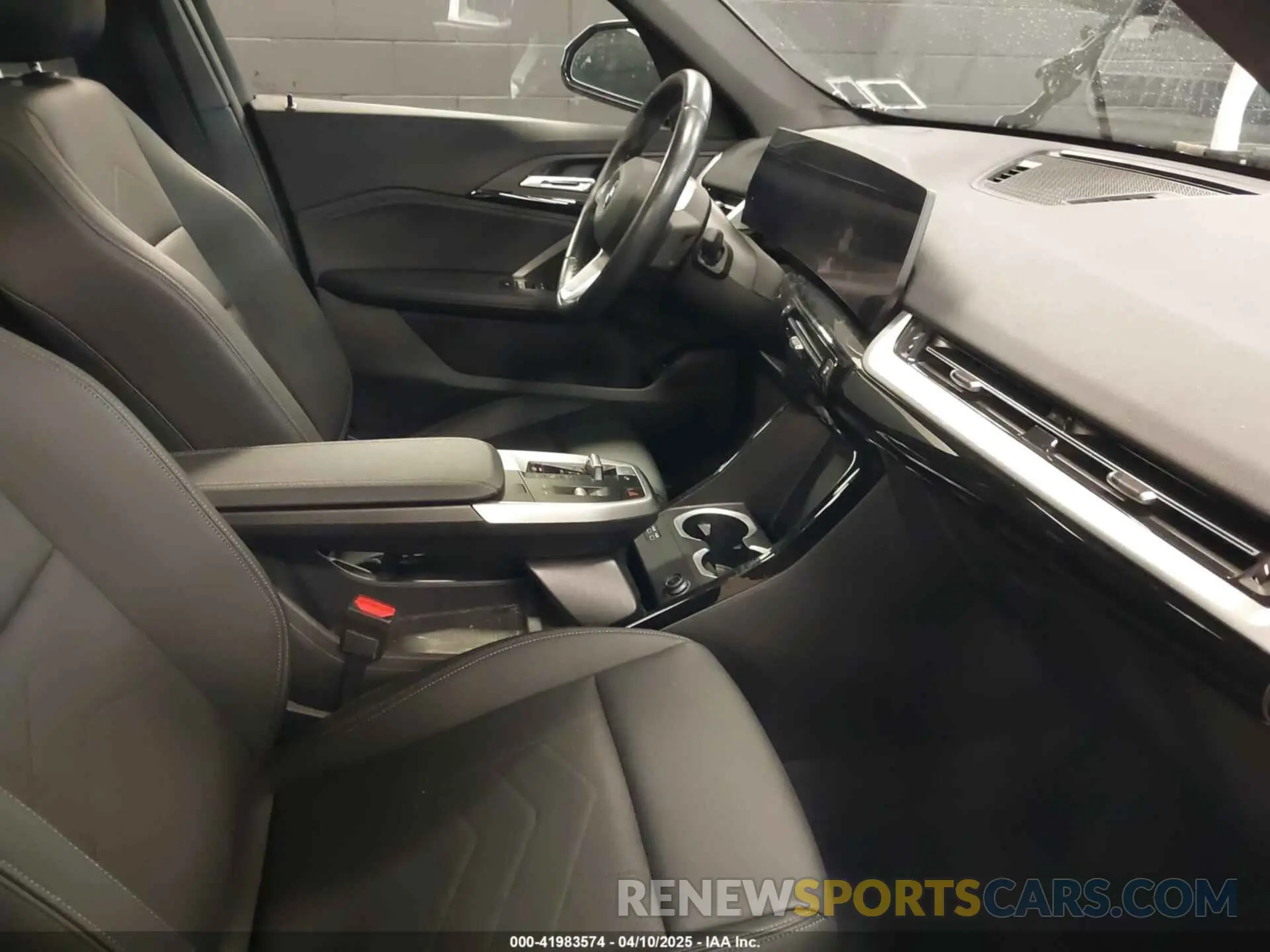 5 fotografías del automóvil dañado WBX73EF02P5W02909 BMW X1 2023