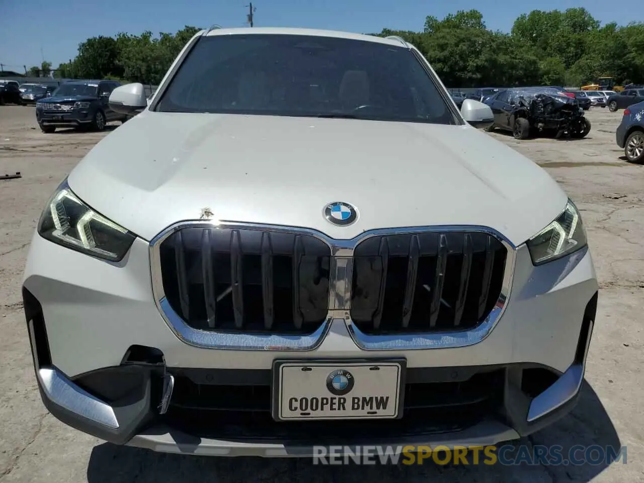 5 fotografías del automóvil dañado WBX73EF02P5X44791 BMW X1 2023