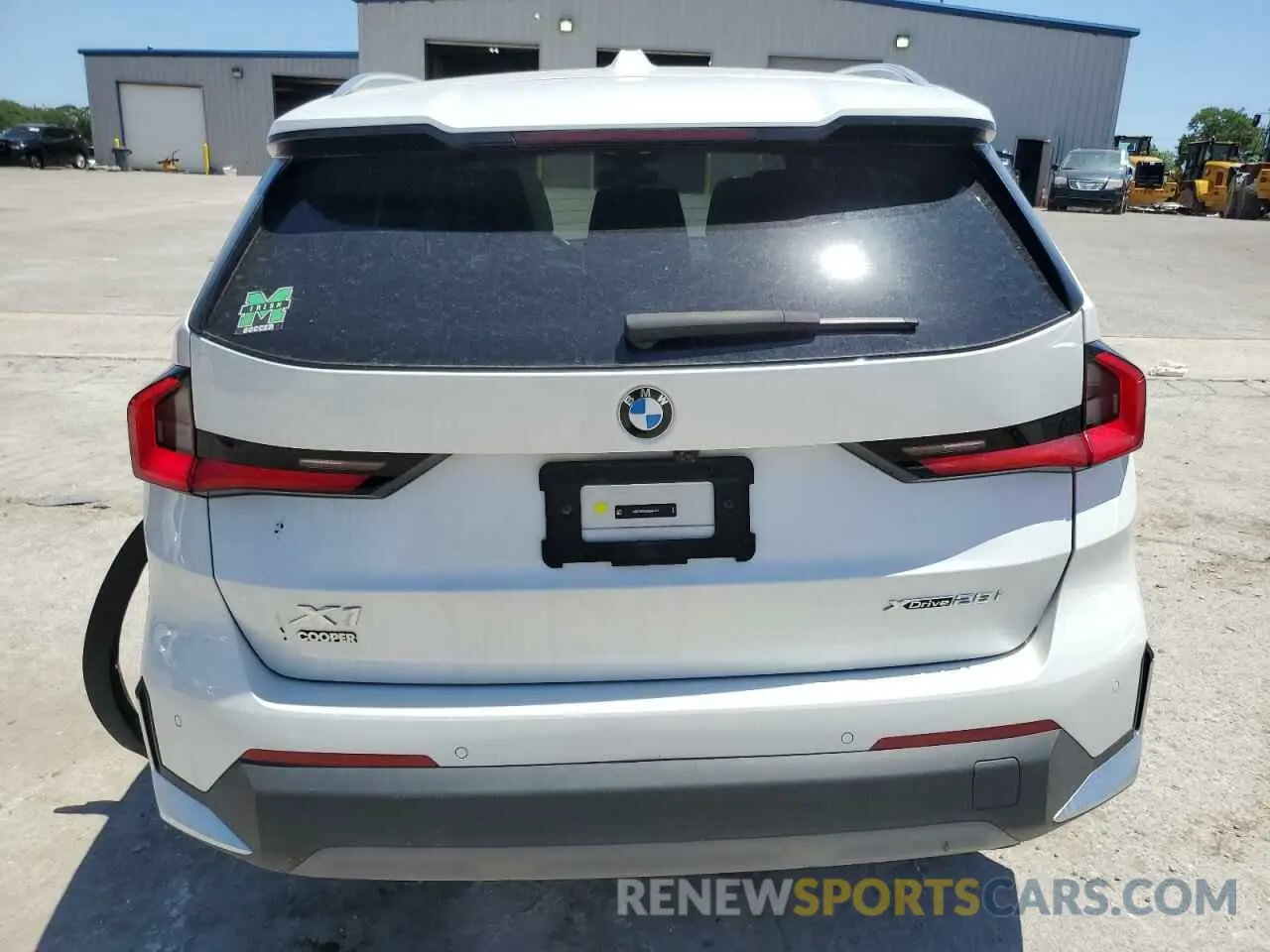 6 fotografías del automóvil dañado WBX73EF02P5X44791 BMW X1 2023