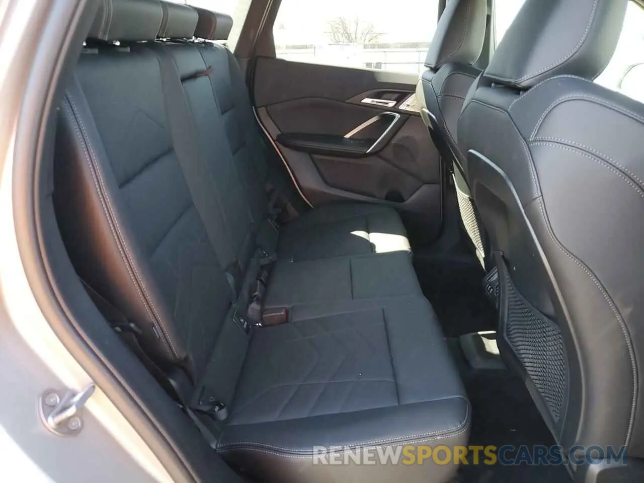 11 fotografías del automóvil dañado WBX73EF02P5Y03256 BMW X1 2023