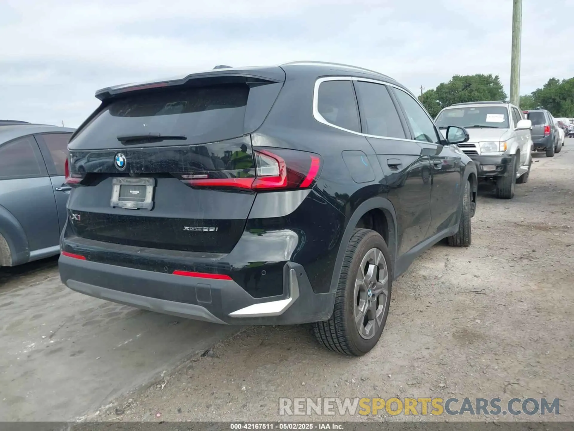 4 fotografías del automóvil dañado WBX73EF04P5W37659 BMW X1 2023
