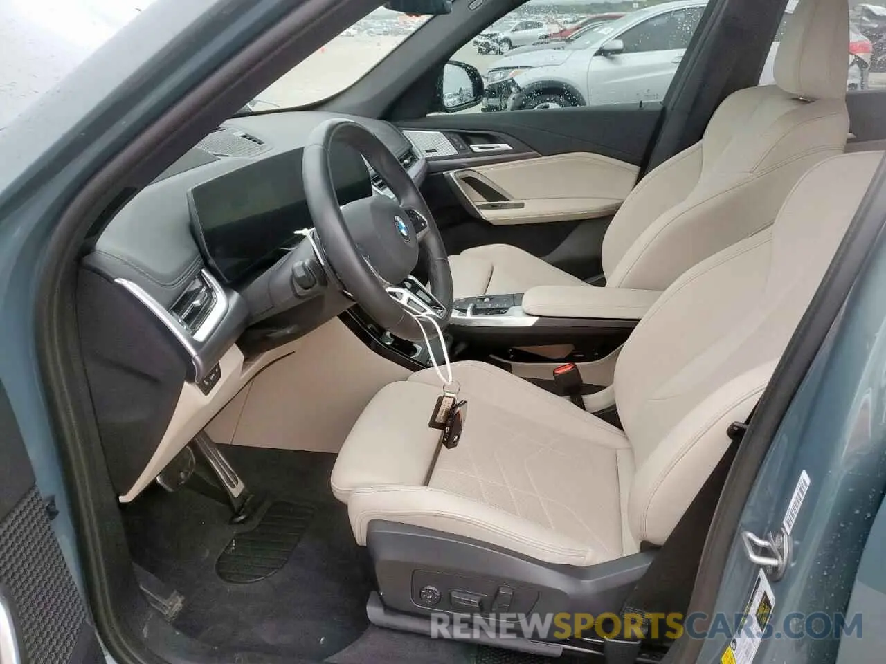 7 fotografías del automóvil dañado WBX73EF04P5X18192 BMW X1 2023