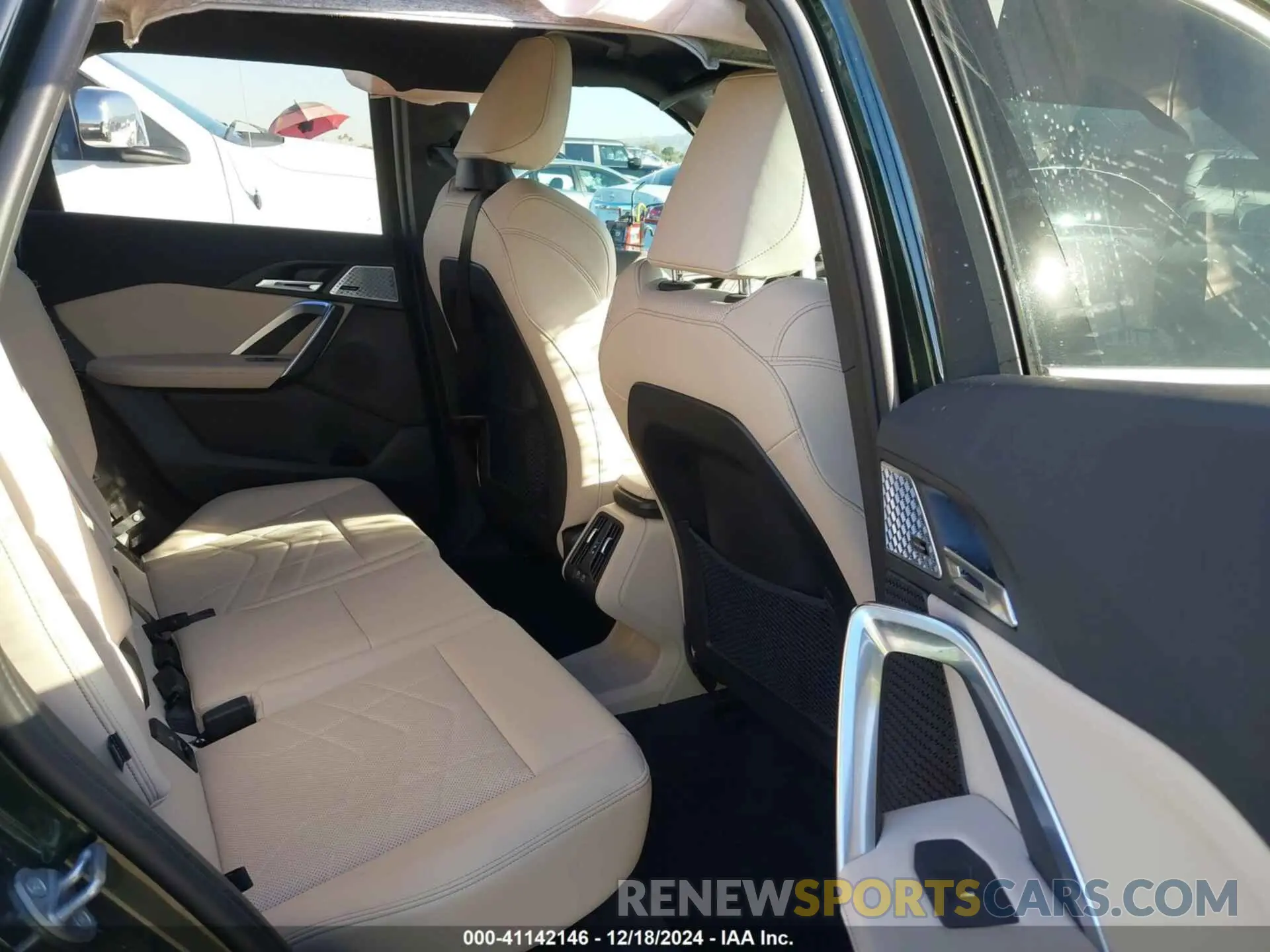 8 fotografías del automóvil dañado WBX73EF04P5X68574 BMW X1 2023