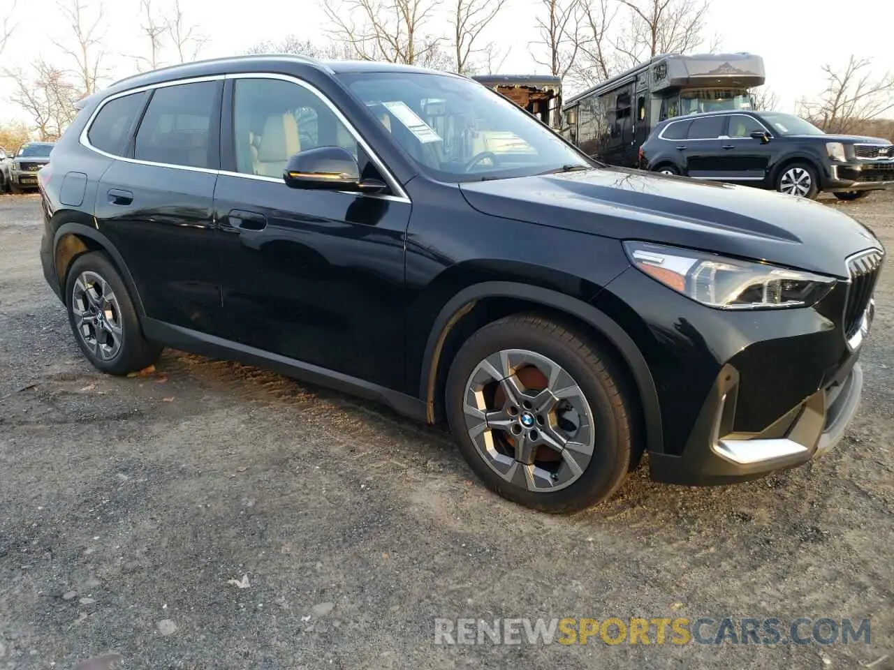 4 fotografías del automóvil dañado WBX73EF05P5V93588 BMW X1 2023