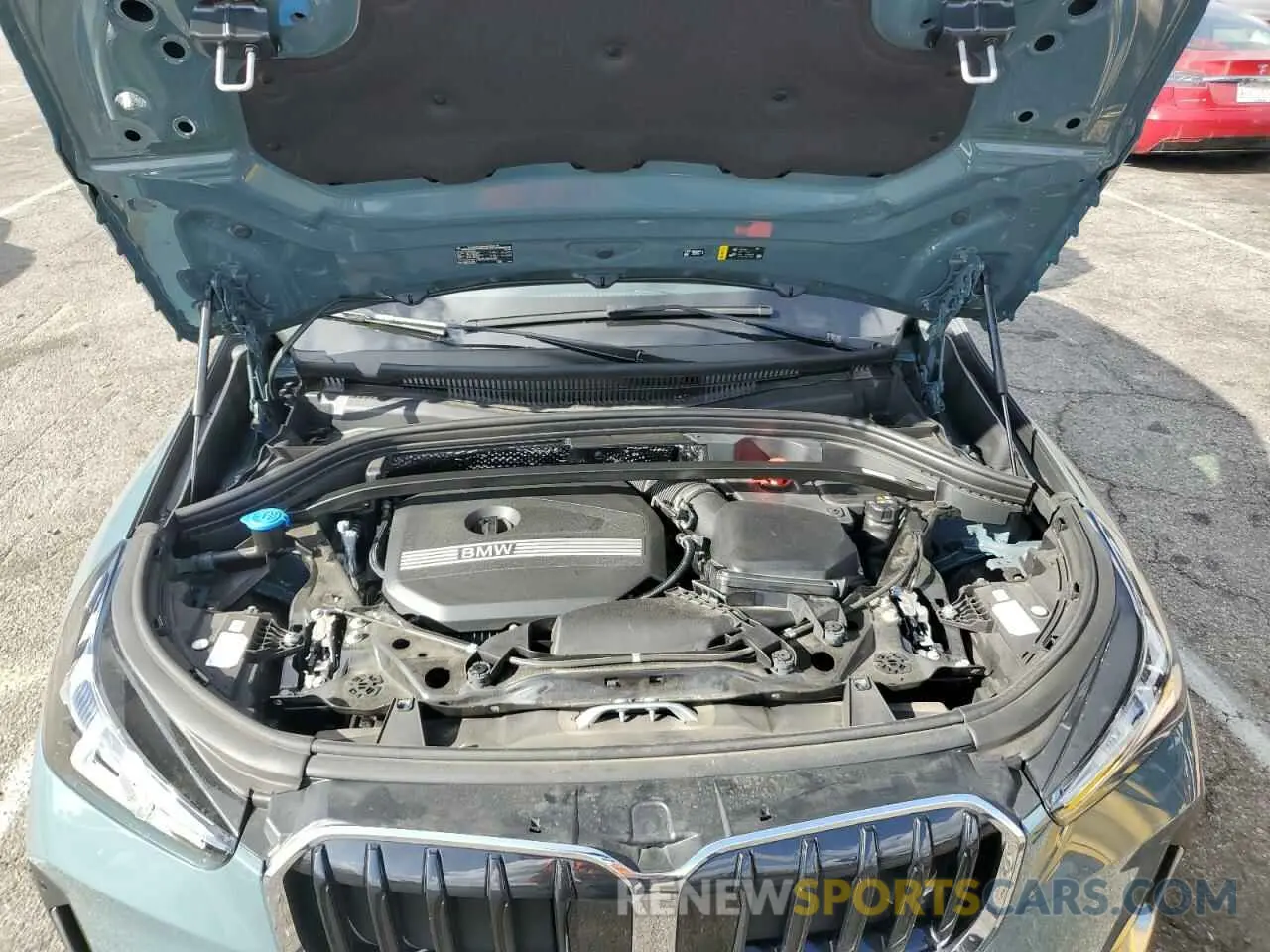12 fotografías del automóvil dañado WBX73EF05P5V94319 BMW X1 2023