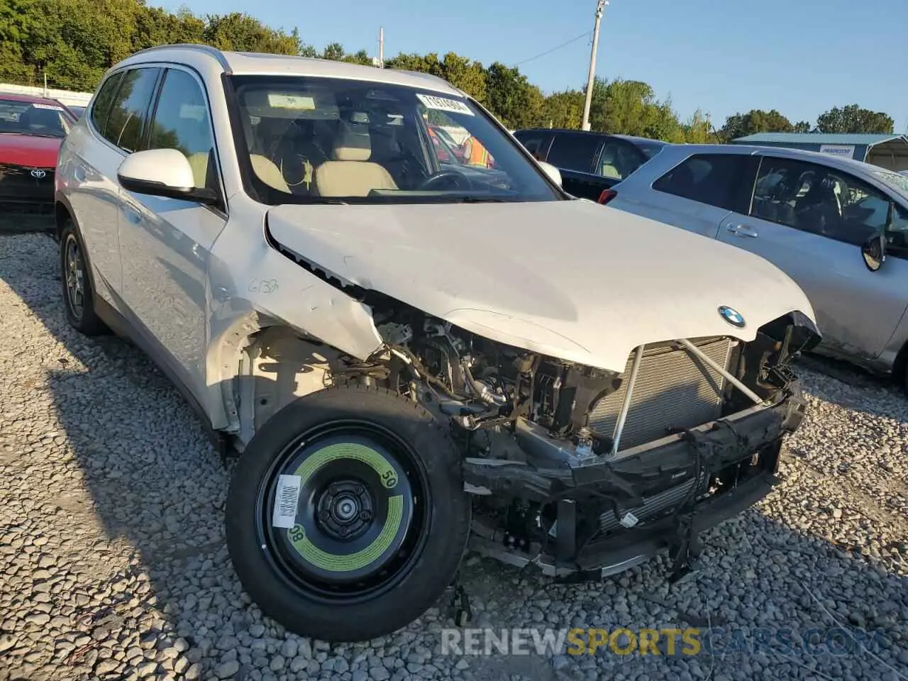 4 fotografías del automóvil dañado WBX73EF05P5X14877 BMW X1 2023
