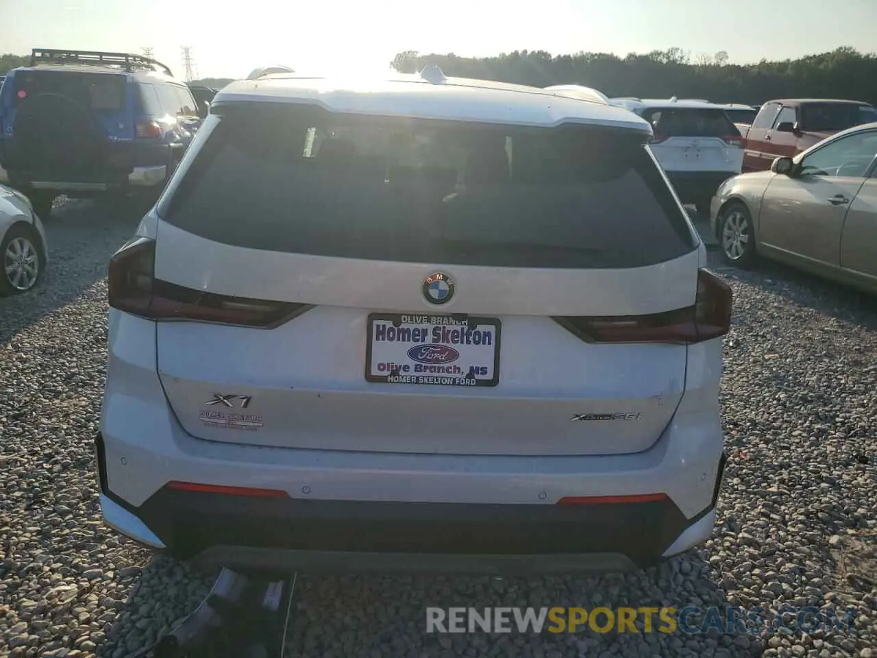 6 fotografías del automóvil dañado WBX73EF05P5X14877 BMW X1 2023