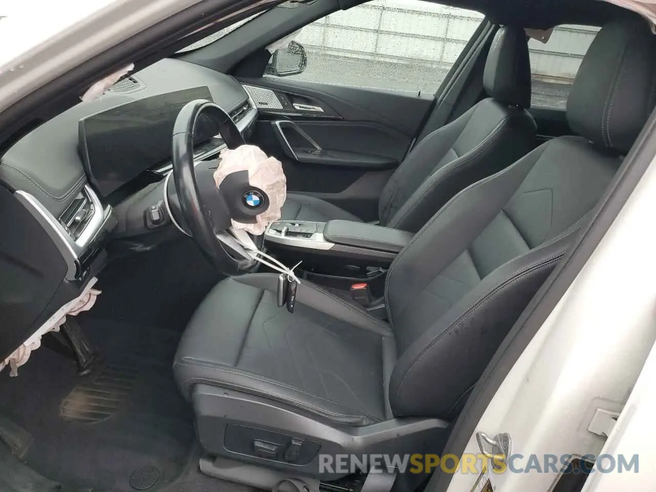 7 fotografías del automóvil dañado WBX73EF06P5W06767 BMW X1 2023