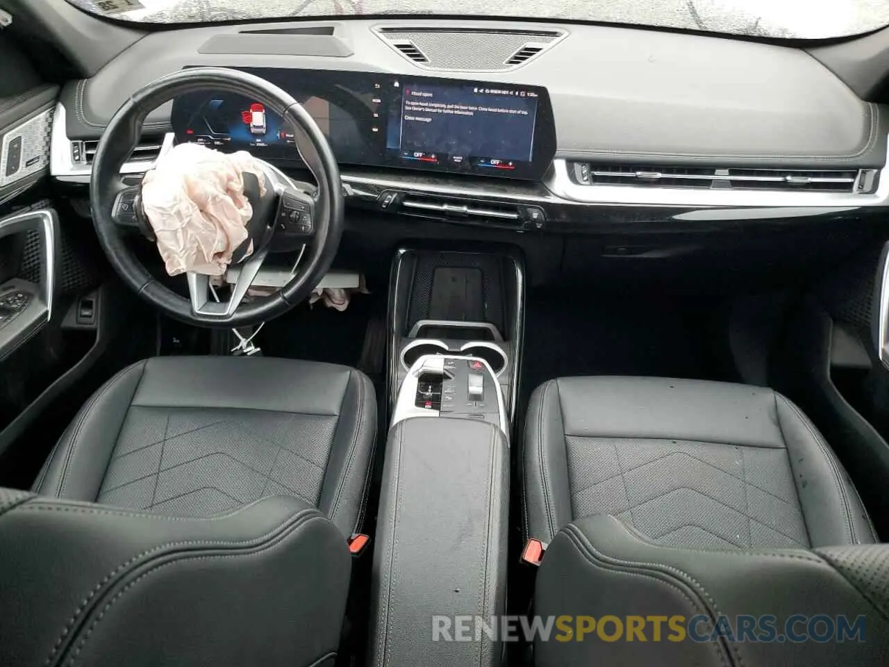 8 fotografías del automóvil dañado WBX73EF06P5W06767 BMW X1 2023